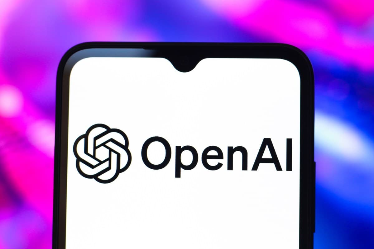 OpenAI Plots AI Phone: Agents Replace Apps